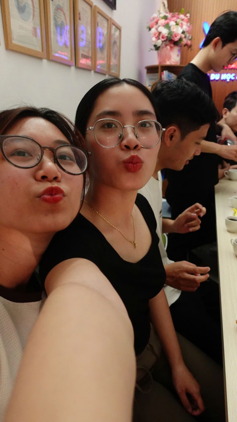 Như Mai